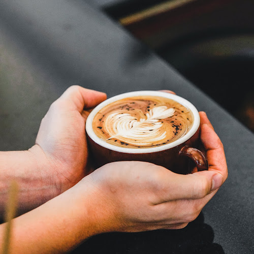 HANA - เมือง