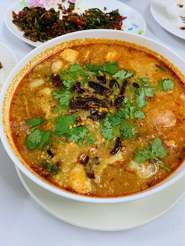 Opinii despre ร้านเจ๊ยอง în อำเภอเมืองนครปฐม - การบริการอาหารและที่พัก