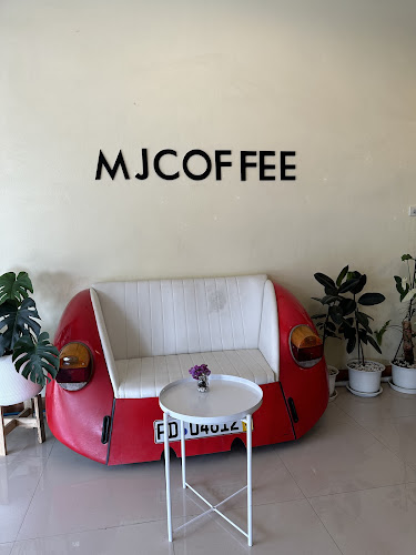 COFFEENOW - การบริการอาหารและที่พัก