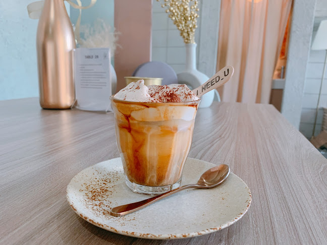 Opinii despre COFFEE I NEED U CAFE' în อำเภอบางพลี - การบริการอาหารและที่พัก