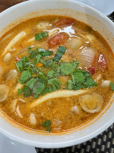 Opinii despre Thai smile 2 Restaurant în อำเภอกะทู้ - การบริการอาหารและที่พัก