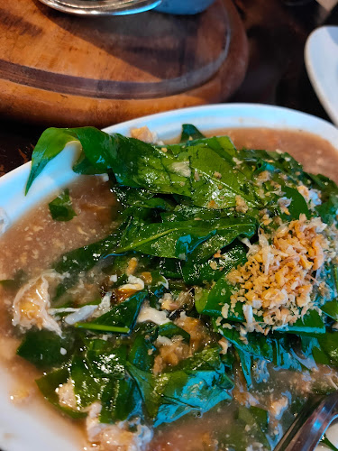 Pantai Seaview Restaurant Halal Food - การบริการอาหารและที่พัก