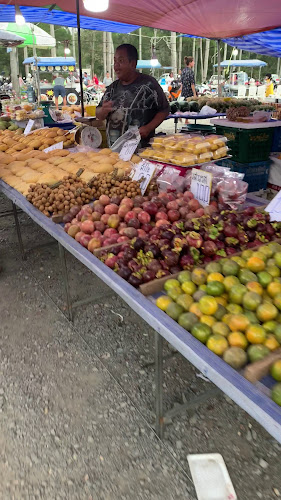 Kamala Market - การบริการอาหารและที่พัก