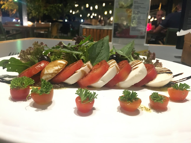 Hern Coffee and Bistro - อำเภอกะทู้