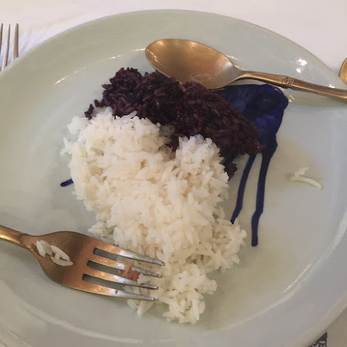 96 ถ. กระบี่ ตำบลตลาดเหนือ อำเภอเมืองภูเก็ต ภูเก็ต 83000