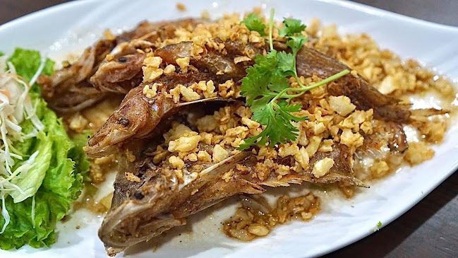 Opinii despre ครัวสวนปลา รีสอร์ท แอนด์ เรสเตอรองก์ în อำเภอเมืองอุบลราชธานี - การบริการอาหารและที่พัก