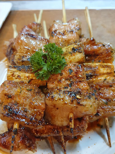 ISAKAYA SUKHOTHAI - การบริการอาหารและที่พัก