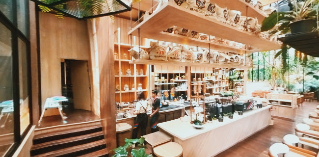 Opinii despre Three Monkeys Restaurant în อำเภอเมืองภูเก็ต - การบริการอาหารและที่พัก