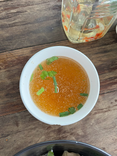 ร้านก๋วยเตี๋ยวหมูแม่นิ่ม