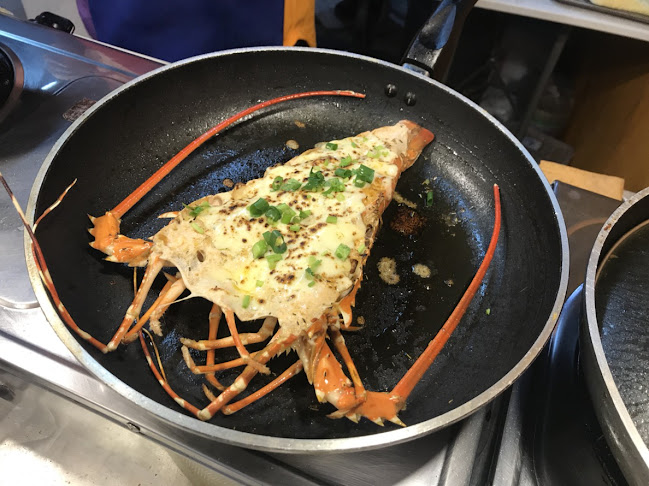 R7FX+V7R Unnamed Road ตำบล กะรน อำเภอเมืองภูเก็ต ภูเก็ต 83100