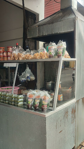 ข้าวแกงหน้าวัดสระแก้ว - อำเภอเมืองนครราชสีมา