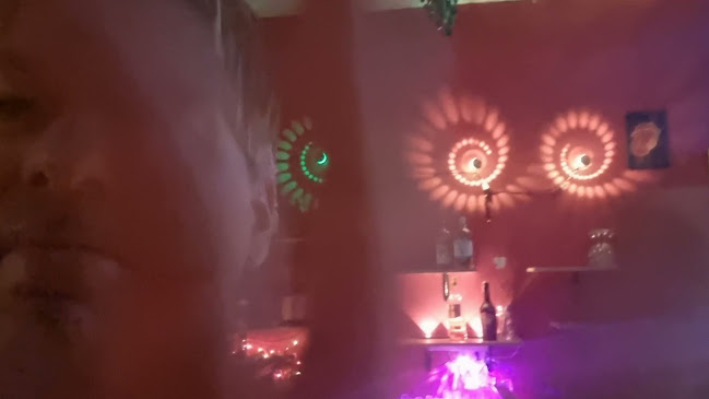 ร้านอาหารไทย สบาย - การบริการอาหารและที่พัก