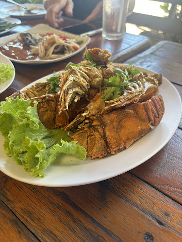 ร้านอาหารจุก-โจ้ - การบริการอาหารและที่พัก