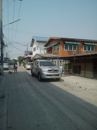 99 100 หมู่ที่ 7 ถ. พุทธมณฑลสาย 5 ตำบล อ้อมน้อย อำเภอกระทุ่มแบน สมุทรสาคร 74130