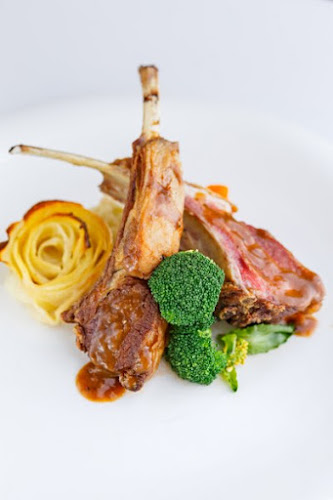 10 Kata Noi Road, Moo 2, ตำบล กะรน อำเภอเมืองภูเก็ต ภูเก็ต 83100