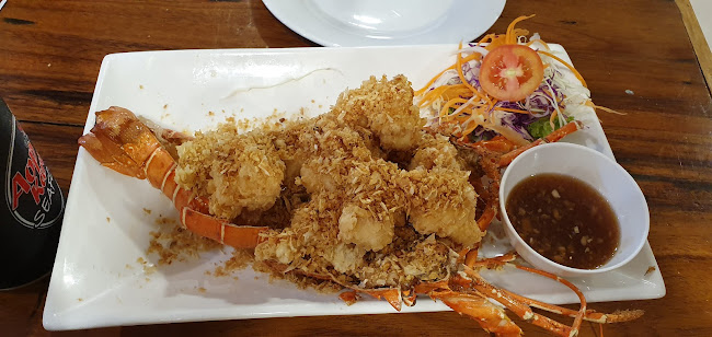 Opinii despre 771 BBQ SEAFOOD & Restaurant în อำเภอเมืองภูเก็ต - การบริการอาหารและที่พัก