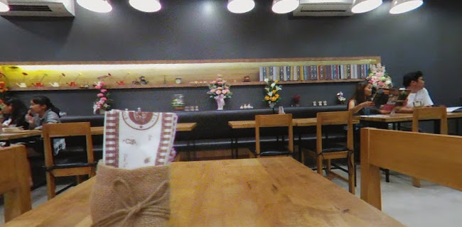 Famoso Cafe&Restaurant