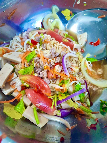 HIPSTER สเต็ก แอนด์ ยำ - อำเภอบางบัวทอง