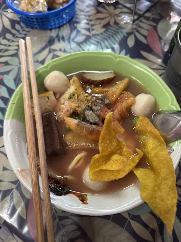 V9MP+8VR ตำบลตลาดเหนือ อำเภอเมืองภูเก็ต ภูเก็ต 83000