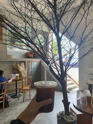 COFFEE I NEED U CAFE' - อำเภอบางพลี