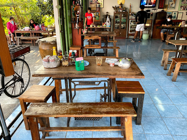 Opinii despre ร้านกาแฟโบราณป้ายแดง สข๒๕๕๕ în อำเภอหาดใหญ่ - การบริการอาหารและที่พัก