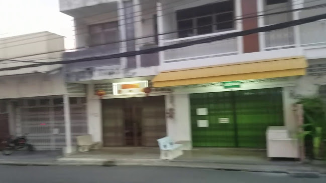 อเมซอนแยกอำเภอ - การบริการอาหารและที่พัก