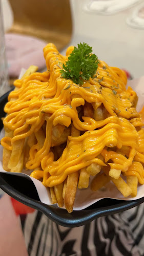 Cat cafe By Prosper.