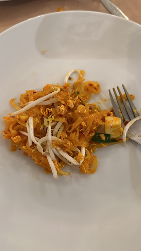 136 ถ. ทวีวงศ์ ตำบลป่าตอง PATONG ภูเก็ต 83150