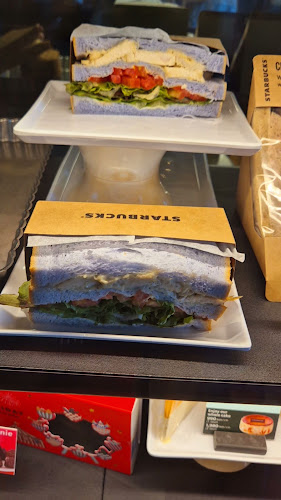 สตาร์บัคส์ สาขา เดอะเบย์พัทยา - อำเภอบางละมุง