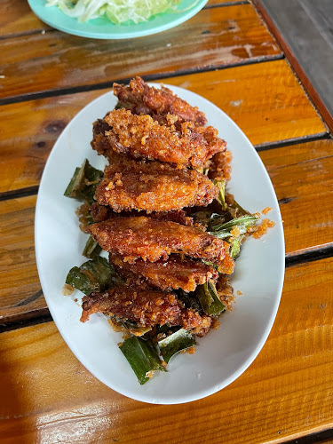 คุณบี ขนมจีนสด - อำเภอบางละมุง