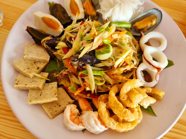 Opinii despre เดอนัว สาขาปั๊มบางจากพัทยาเหนือ în อำเภอบางละมุง - การบริการอาหารและที่พัก