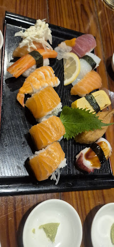 อุโอเทรุซุยซัน ซูชิ ภูเก็ต– ราไวย์ บีช