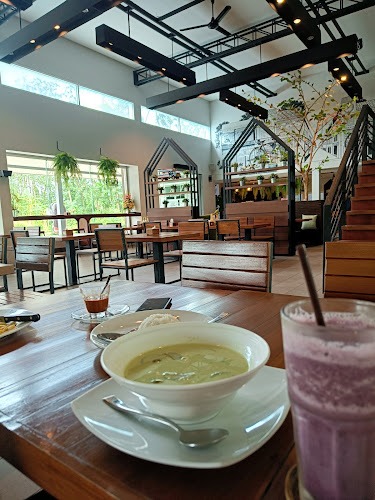 Comentarii opinii despre N1 Cafe' & Green