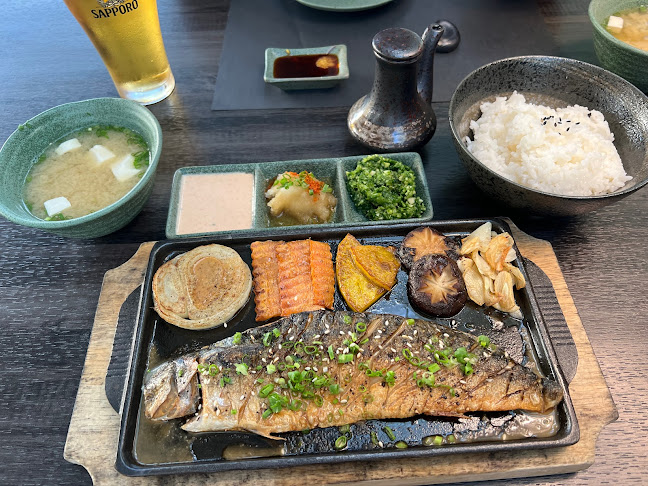 Hashi Japanese Restaurant & Izakaya