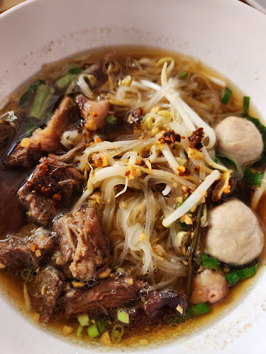 Opinii despre Tiew Pai Deng în อำเภอบางละมุง - การบริการอาหารและที่พัก