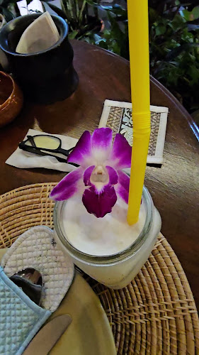 The Orchid Restaurant Chaweng - การบริการอาหารและที่พัก