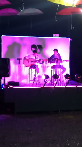 THE ONE International Food Park - อำเภอเกาะสมุย