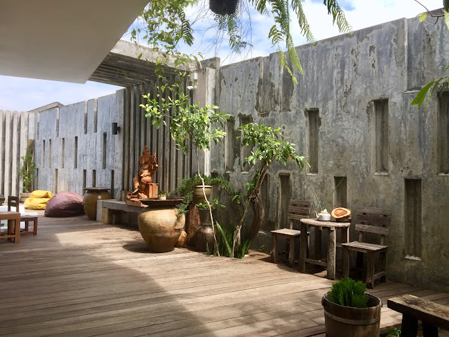 Comentarii opinii despre 33Cafe Chantaburi บ้านริมน้ำ