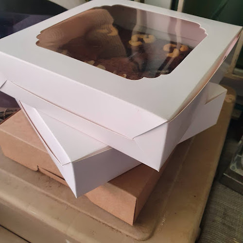 บราวนี่ภูเก็ต รับทำตามออเดอร์ สั่งล่วงหน้า 1-2 วันค่ะ - การบริการอาหารและที่พัก