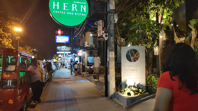 Subway Pathong Beach - การบริการอาหารและที่พัก