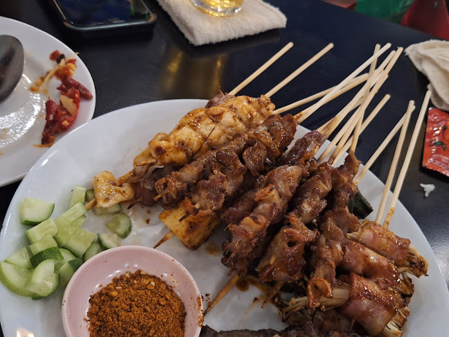 94 ถ. พังงา ตำบลตลาดใหญ่ อำเภอเมืองภูเก็ต ภูเก็ต 83000