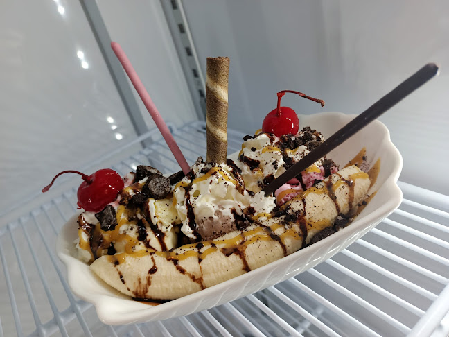 THAI SCREAM! DINER - Fusion Food, Ice Cream & Desserts 🇹🇭😝