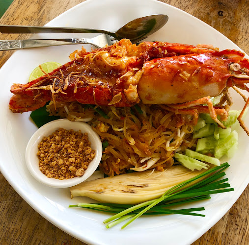 Opinii despre ร้านผัดไทยครัวแอบอร่อย în อำเภอเมืองจันทบุรี - การบริการอาหารและที่พัก