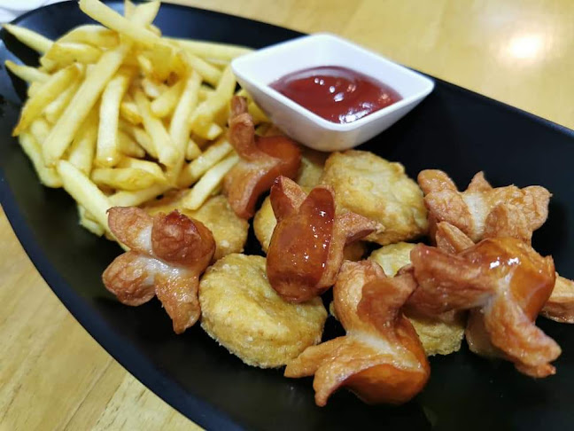 Opinii despre Cafe Station în อำเภอเมืองนครปฐม - การบริการอาหารและที่พัก