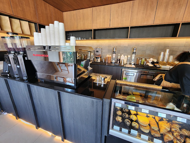 Red and brew coffee Nakhon Ratchasima - เมือง