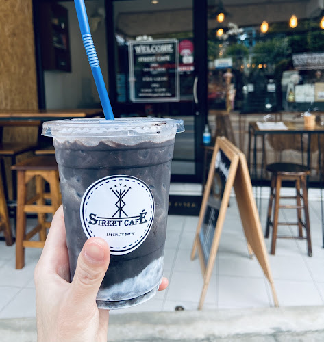 Opinii despre Street Cafe : Espresso bar în Mueang - การบริการอาหารและที่พัก