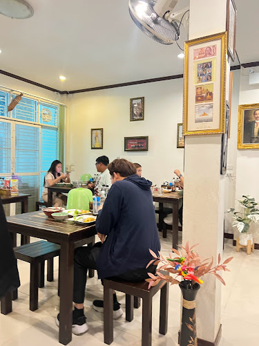 C547+5XW ถนนเพชรพัฒนา ตำบล ในเมือง อำเภอเมืองเพชรบูรณ์ เพชรบูรณ์ 67000