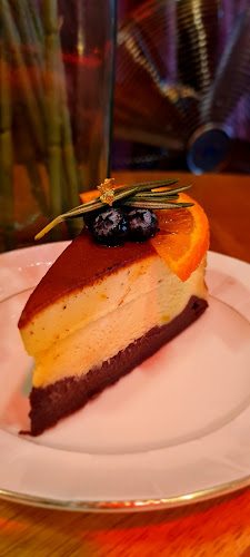 ไฟโฟ โอลด์ทาวน์ คาเฟ่ แอนด์ ฟลอรัล - การบริการอาหารและที่พัก