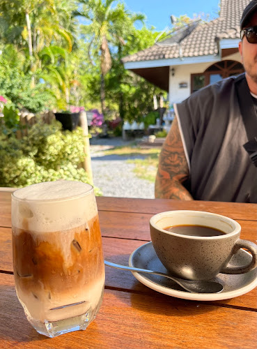 8 21 ซอยเจ้าฟ้า53 ตำบล ฉลอง อำเภอเมืองภูเก็ต ภูเก็ต 83130