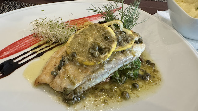 Akvavit Grill & Bar - อำเภอบางละมุง